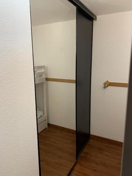 Au Pied Des Pistes Avec Parking Entierement Renove Apartment Huez Exterior photo