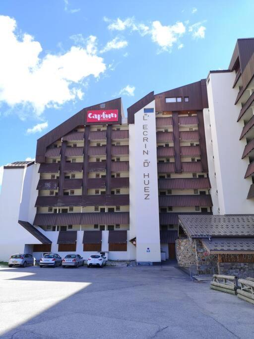 Au Pied Des Pistes Avec Parking Entierement Renove Apartment Huez Exterior photo